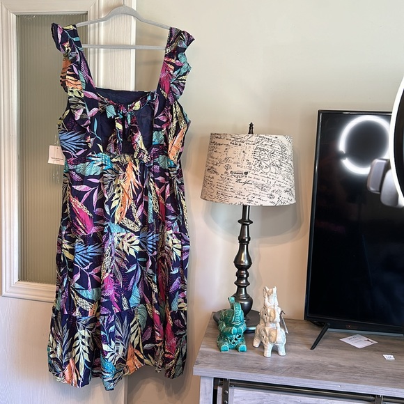 Beach Lunch Lounge Tie Back Sundress (XXXL) - Picture 4 of 11